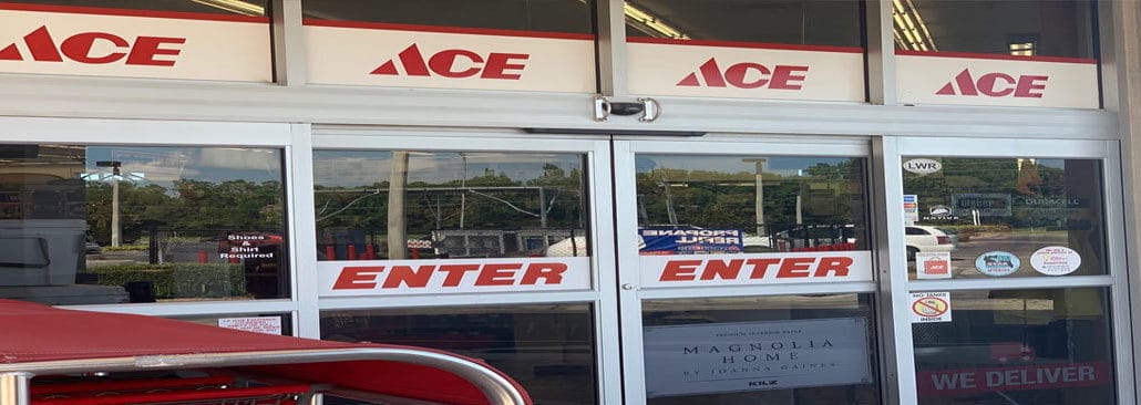 Independent Hardware Store Closing